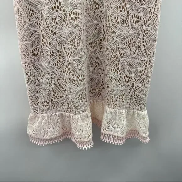 Bardot Theodora Soft Light Pink Lace Short Sleeve Sheath Mini Dress Size 4/XS Bardot Theodora Soft Light Pink Lace Short Sleeve Sheath Mini Dress Size 4/XS